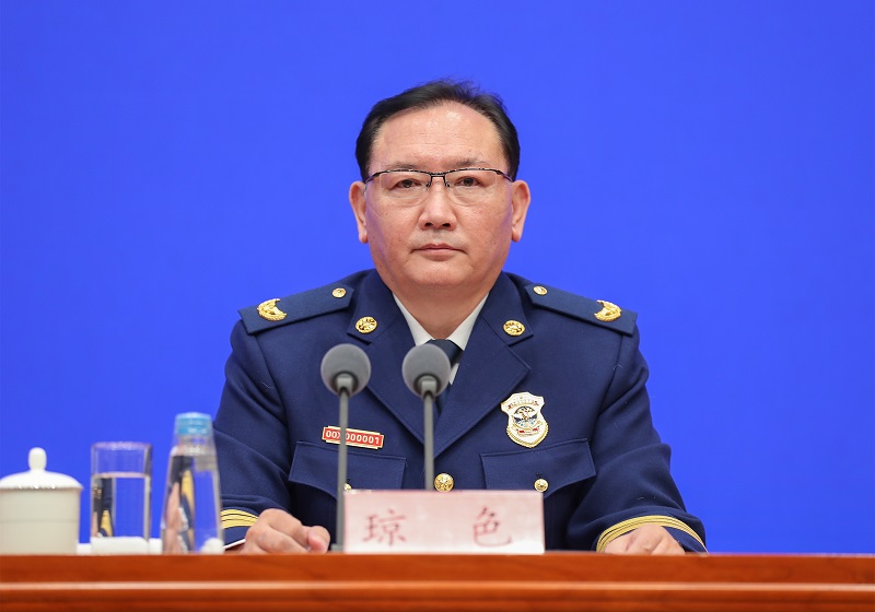 好操逼网应急部党组成员、消防救援局局长琼色出席新闻发布会